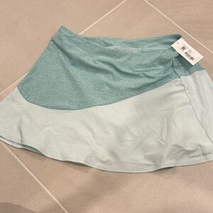 Outdoor Voices Two-Tone Mint Active Skort – NWT Size L, Spring Ready